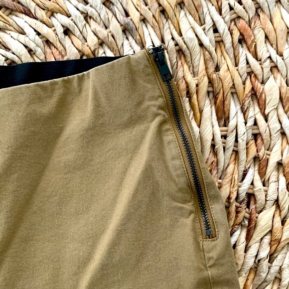 Everlane Bi-Stretch Work Pant - Picture 10 of 14